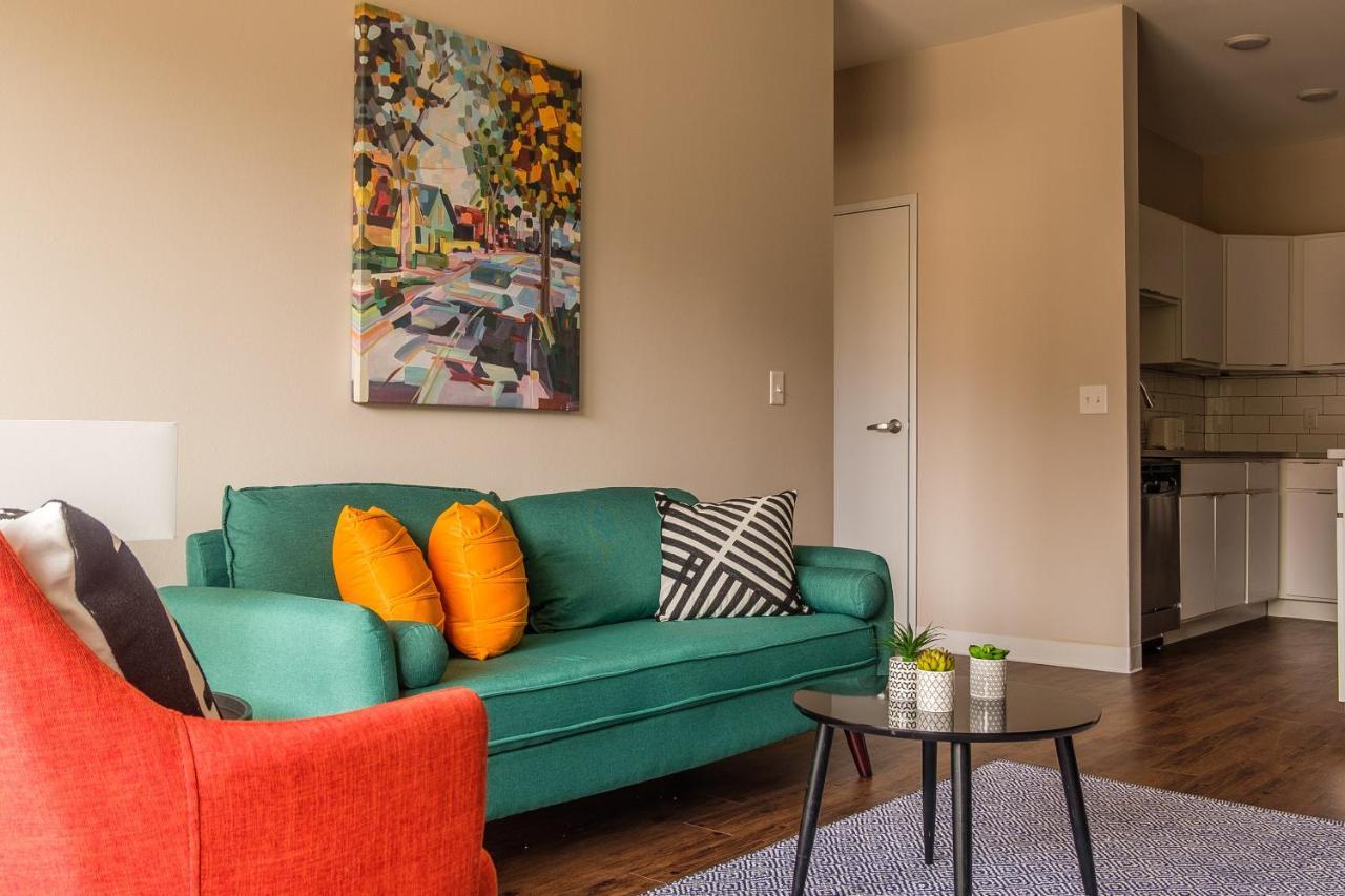 Frontdesk Core Apts Campustown Еймс Номер фото